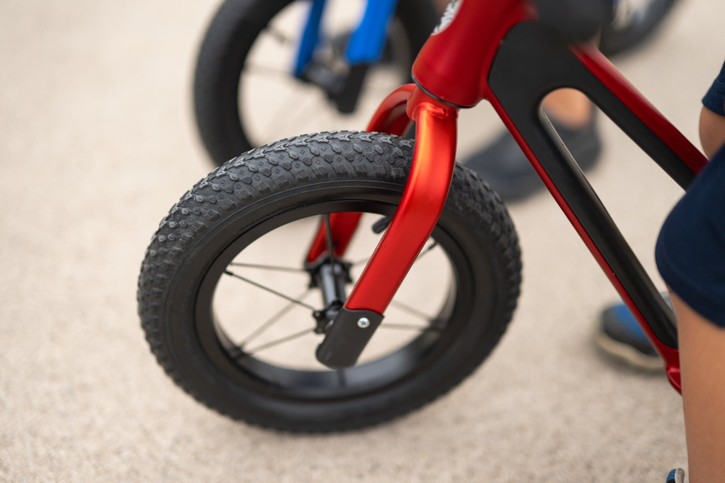 Reifen mit Schlauch 12 Zoll